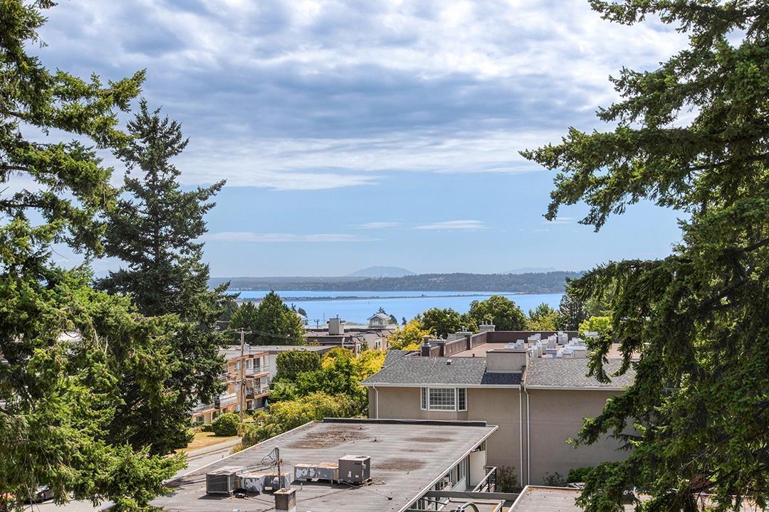 406 1439 GEORGE STREET, White Rock