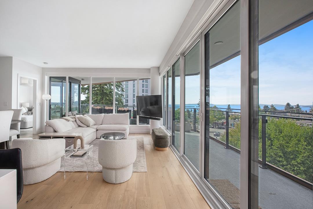406 1439 GEORGE STREET, White Rock