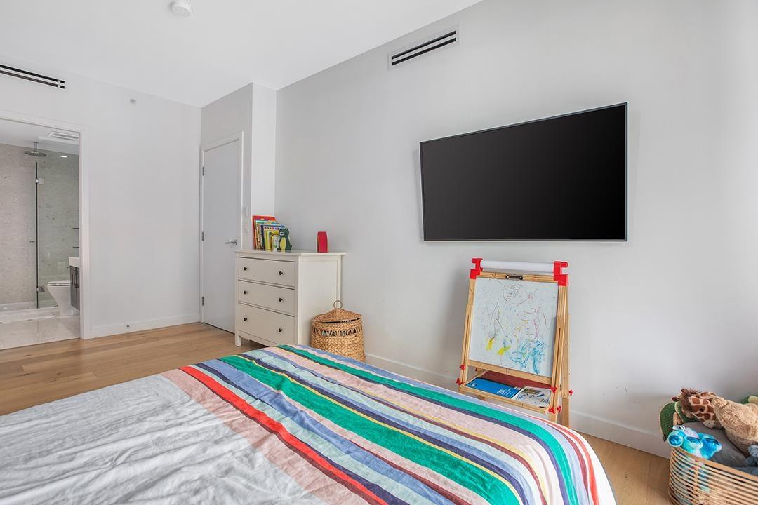 406 1439 GEORGE STREET, White Rock