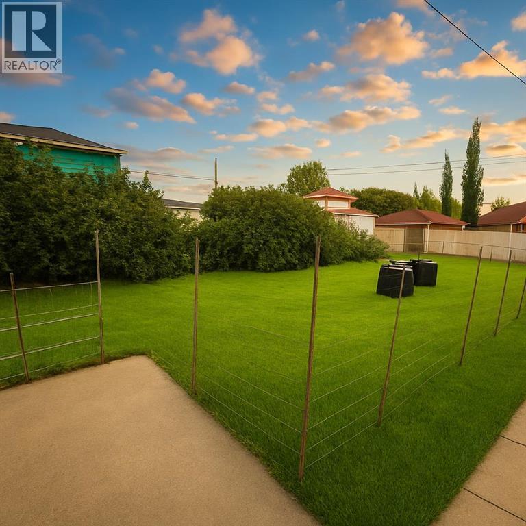 Photo 10 of 920 Renfrew Drive Ne, Calgary AB