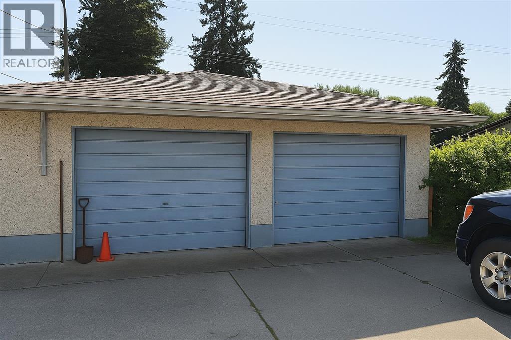 Photo 17 of 920 Renfrew Drive Ne, Calgary AB
