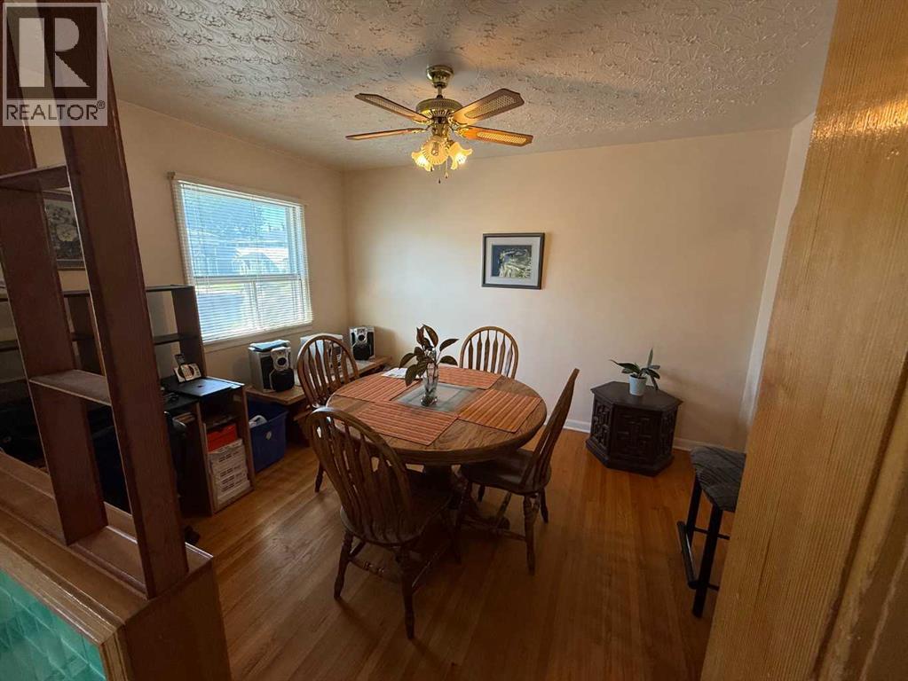 Photo 26 of 920 Renfrew Drive Ne, Calgary AB