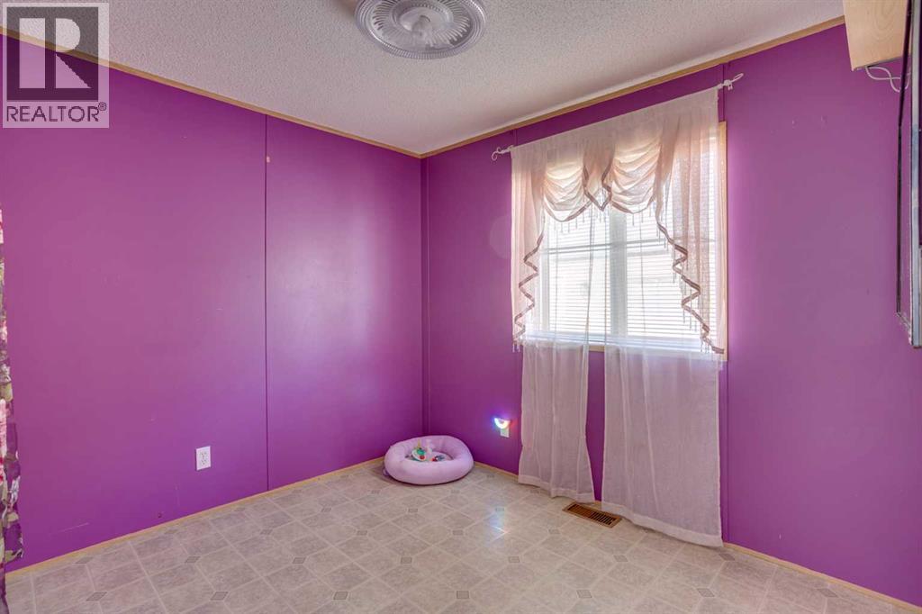 Photo 21 of 236 Greely Road, Fort Mcmurray AB