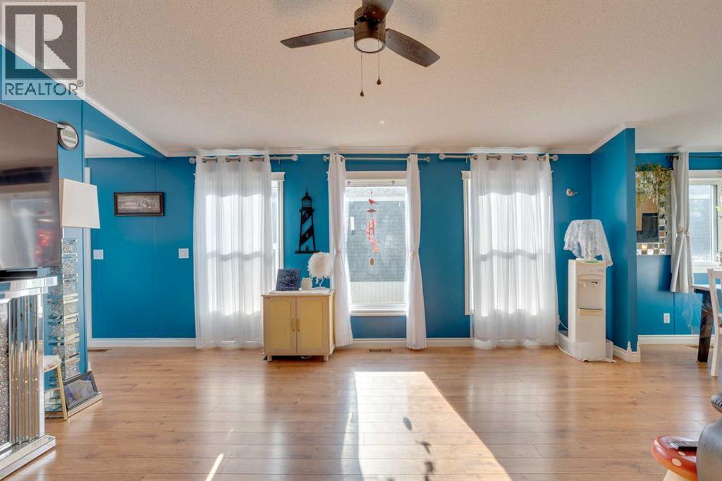Photo 7 of 236 Greely Road, Fort Mcmurray AB