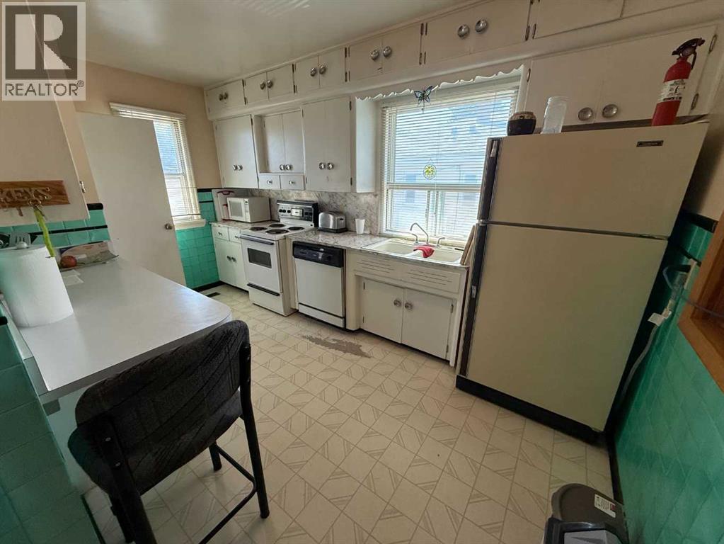 Photo 23 of 920 Renfrew Drive Ne, Calgary AB