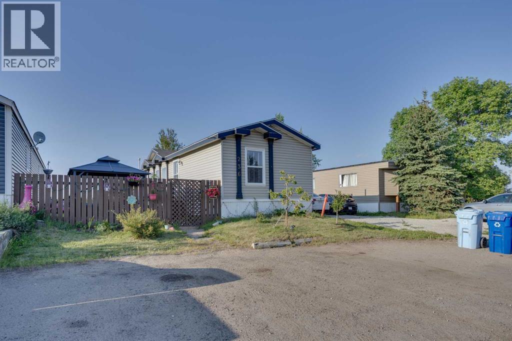 Photo 2 of 236 Greely Road, Fort Mcmurray AB