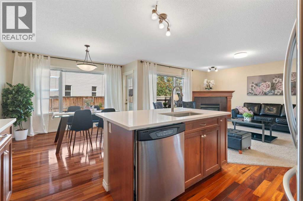 Photo 15 of 206 Silverado Range Place Sw, Calgary AB