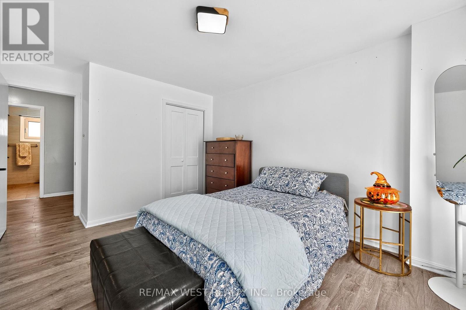 Photo 14 of 54 Barker Avenue, Toronto ON