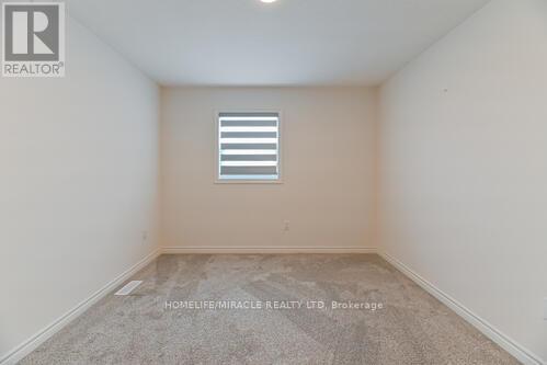 Photo 30 of 3902 Auckland Avenue W, London South ON