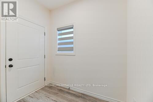 Photo 32 of 3902 Auckland Avenue W, London South ON