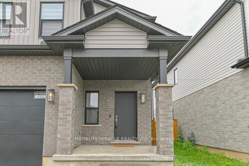 Photo 6 of 3902 Auckland Avenue W, London South ON