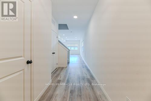 Photo 7 of 3902 Auckland Avenue W, London South ON