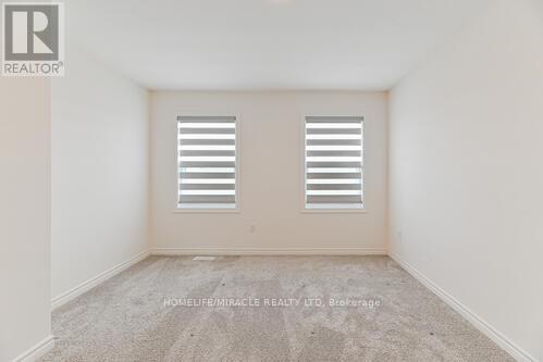 Photo 31 of 3902 Auckland Avenue W, London South ON