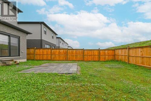 Photo 40 of 3902 Auckland Avenue W, London South ON