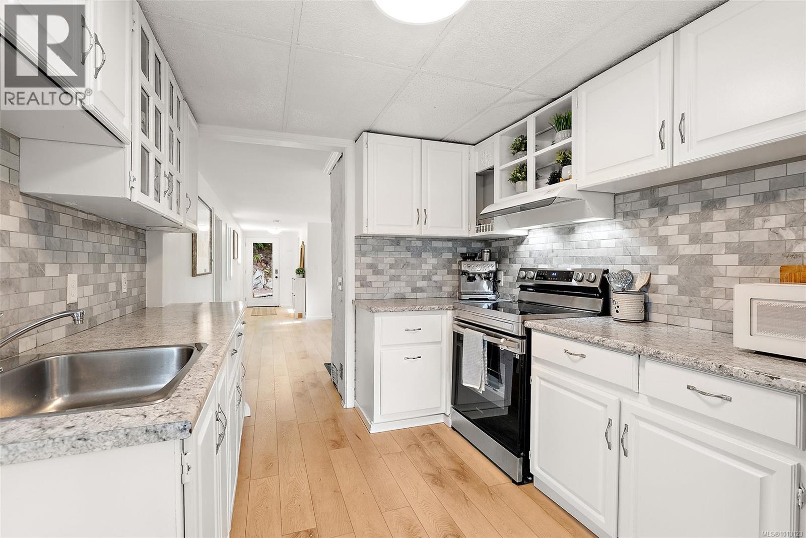  729 Latoria Road, Langford