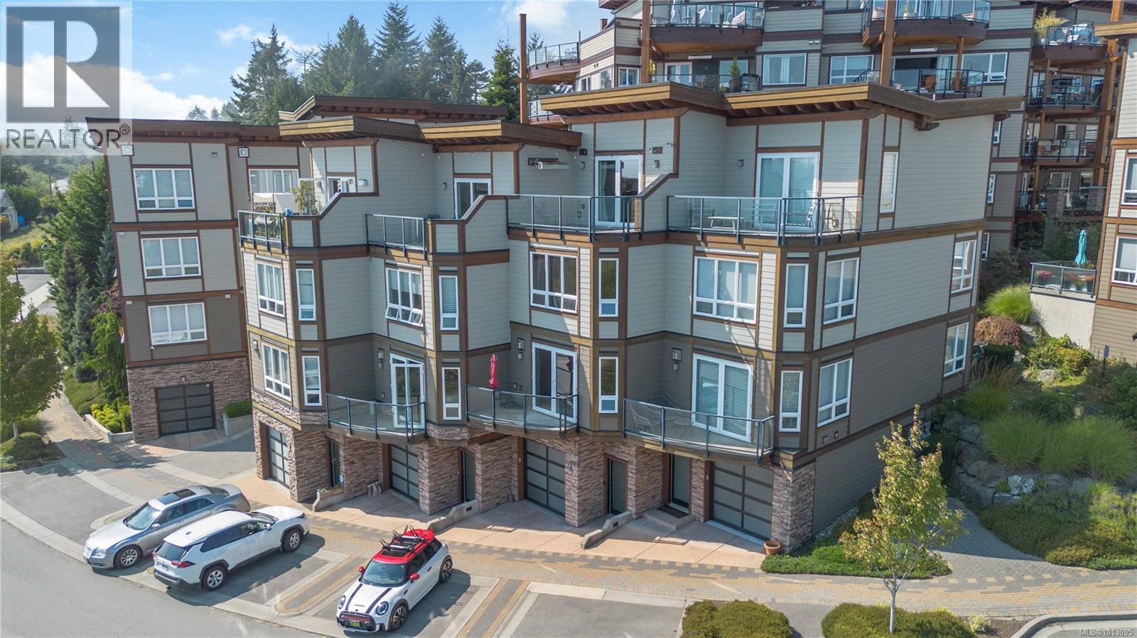 6583 Lincroft Rd, Sooke - Exteriors - Full Complex View, Drone/Aerial View - Photo 2