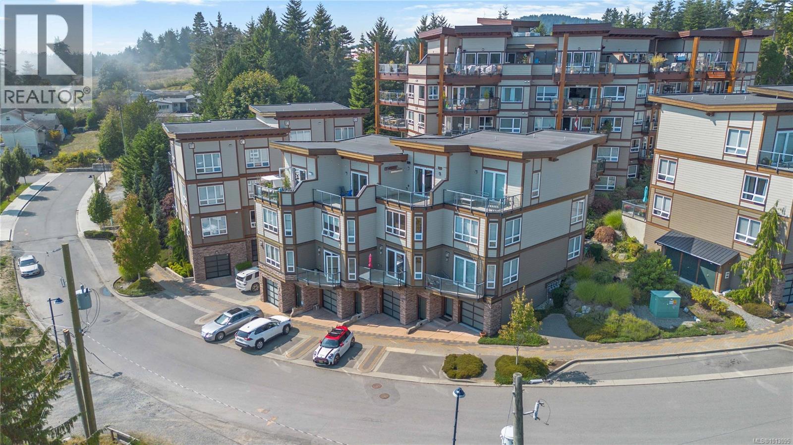 6583 Lincroft Rd, Sooke - Exteriors - Full Complex View, Drone/Aerial View - Photo 3