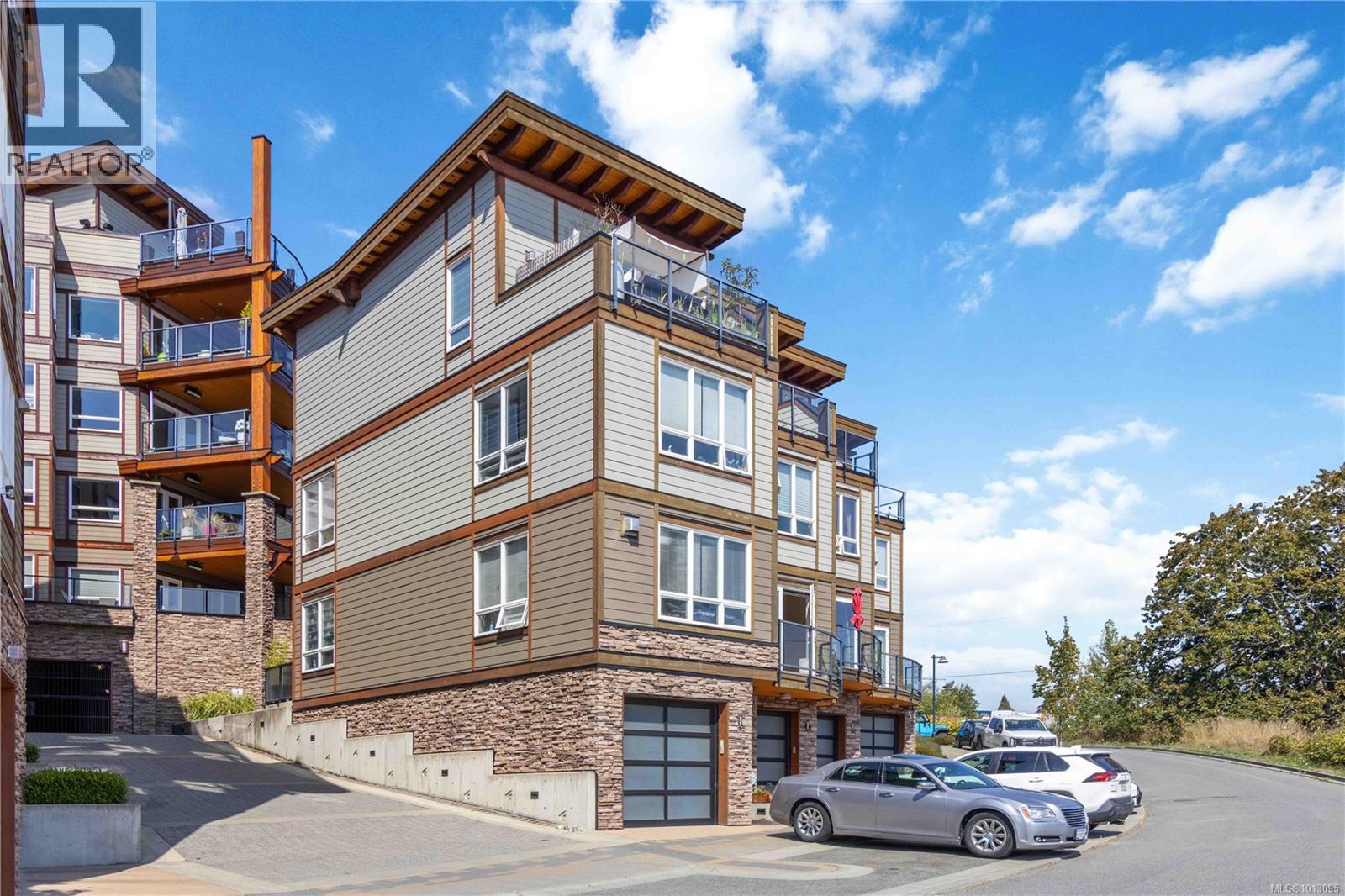 6583 Lincroft Rd, Sooke - Exteriors - Full Complex View - Photo 16