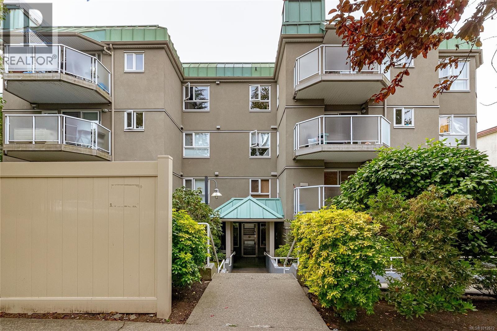 106 2520 Wark Street, Victoria