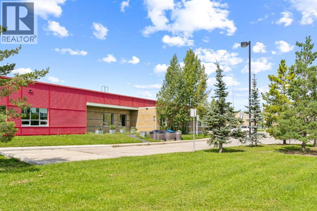 Photo 38 of 1005 Panorama Hills Drive Nw, Calgary AB