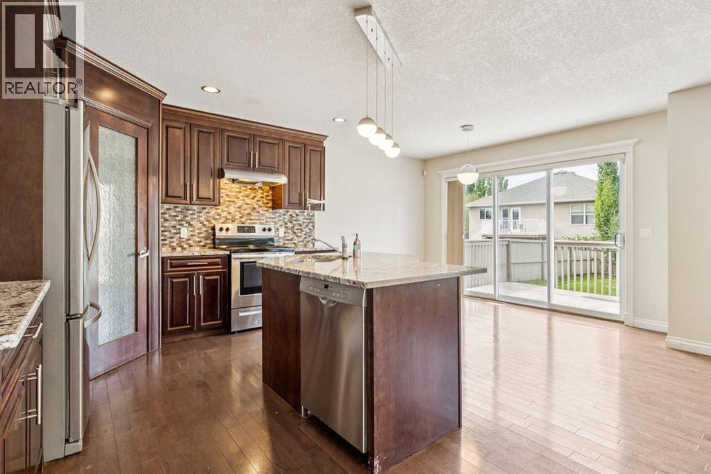 Photo 6 of 1005 Panorama Hills Drive Nw, Calgary AB