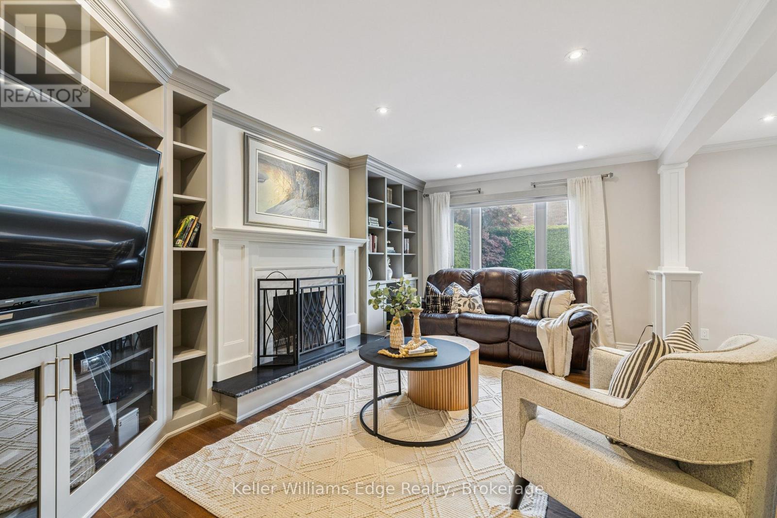 Photo 14 of 1121 Manor Road, Oakville ON