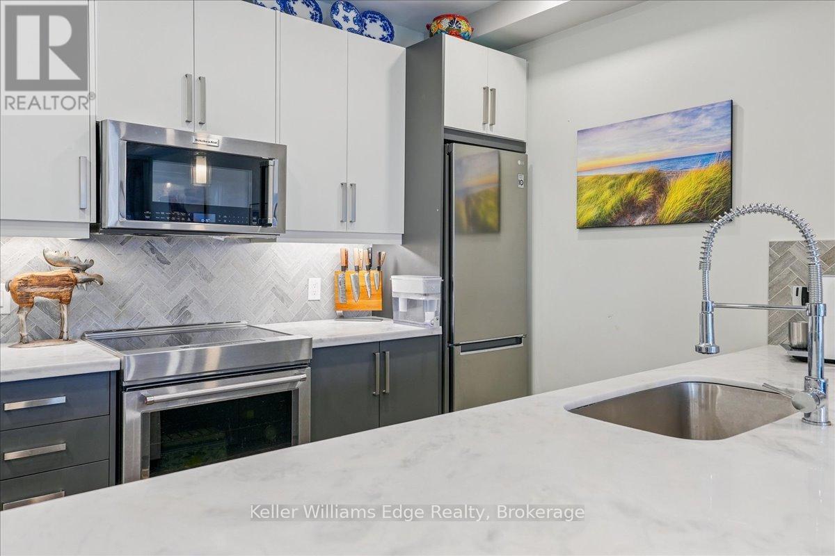 Photo 17 of 620 118 King Street E, Hamilton ON