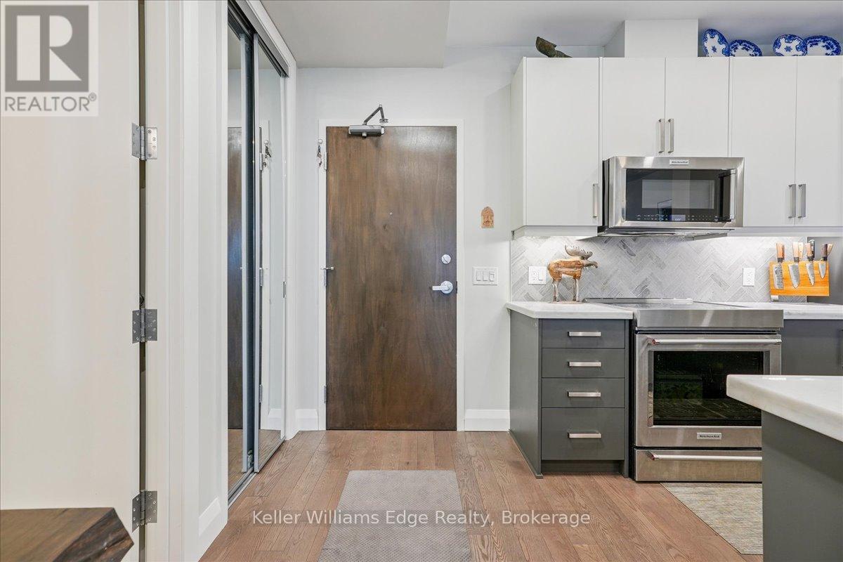 Photo 9 of 620 118 King Street E, Hamilton ON