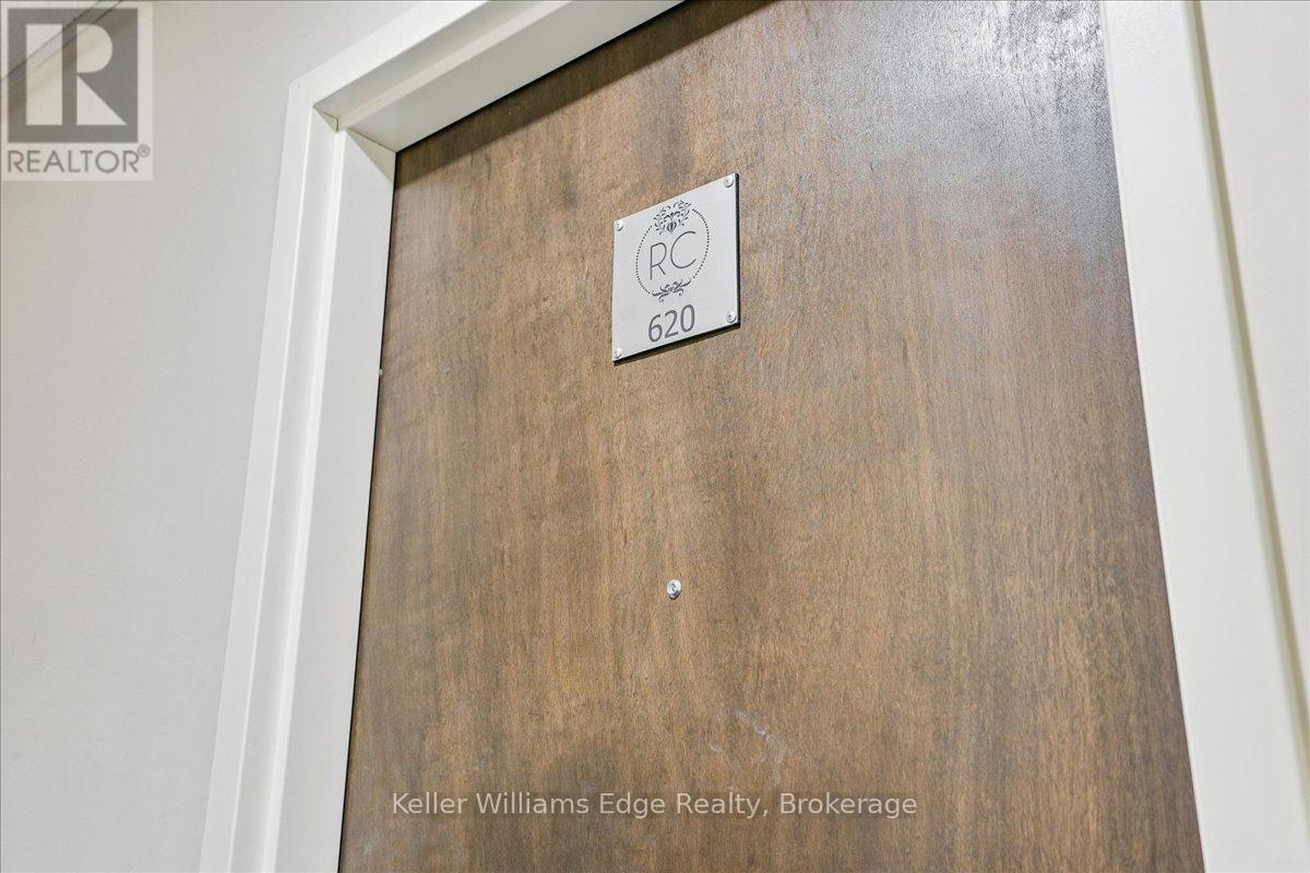 Photo 8 of 620 118 King Street E, Hamilton ON