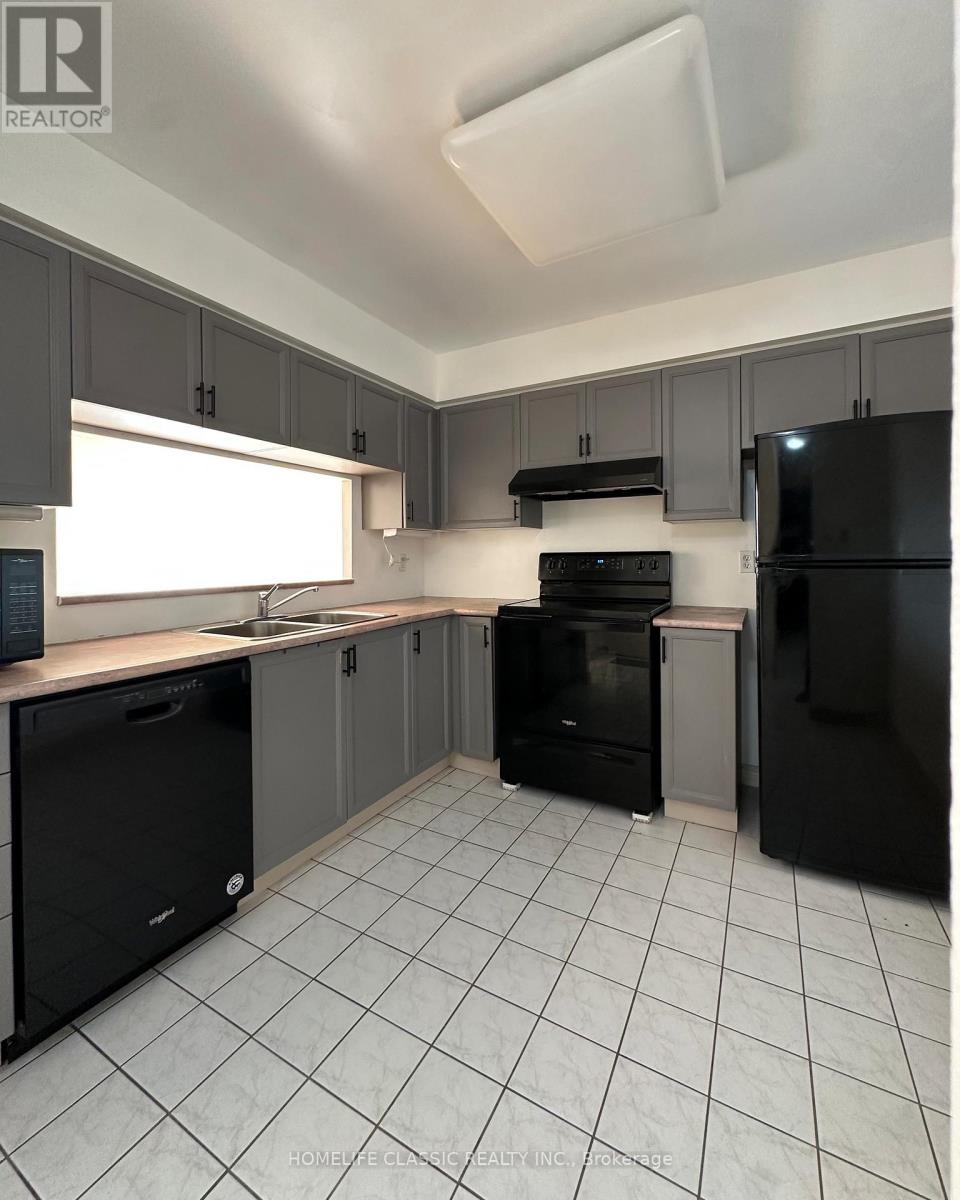 Photo 6 of 618 1700 Eglinton Avenue E, Toronto ON