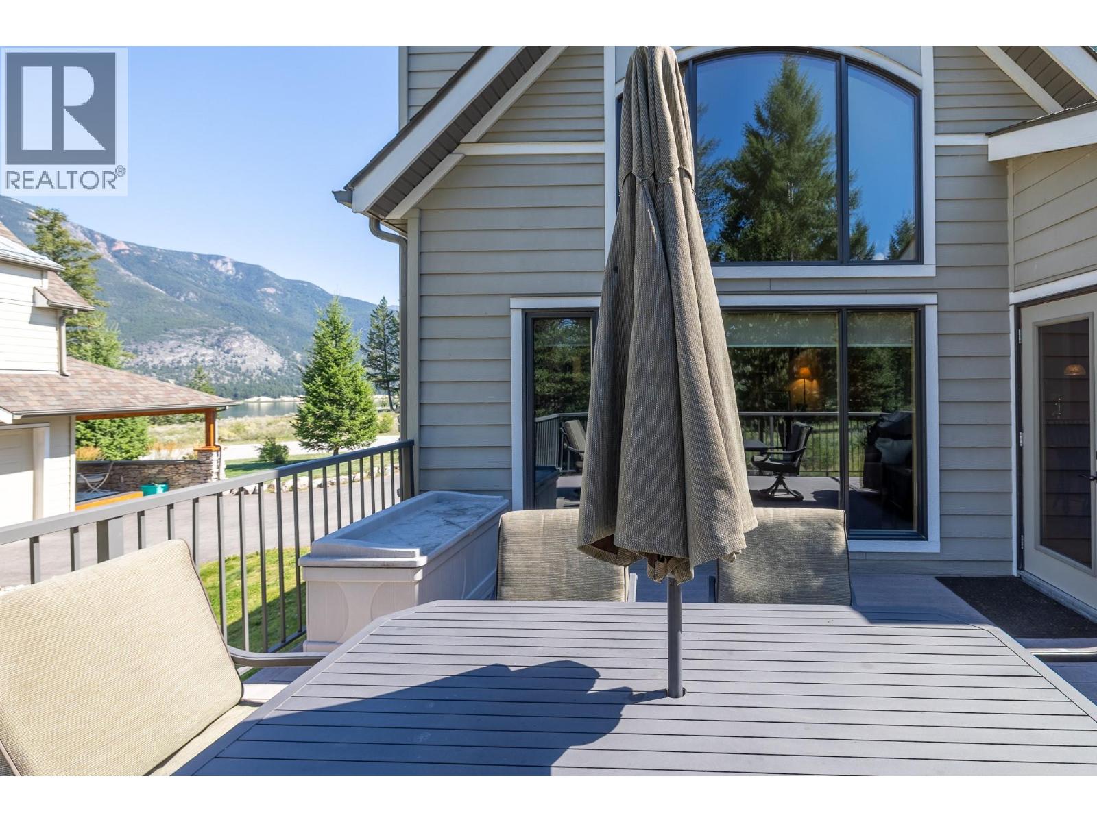 6800 COLUMBIA LAKE Road Unit# 30, Fairmont Hot Springs