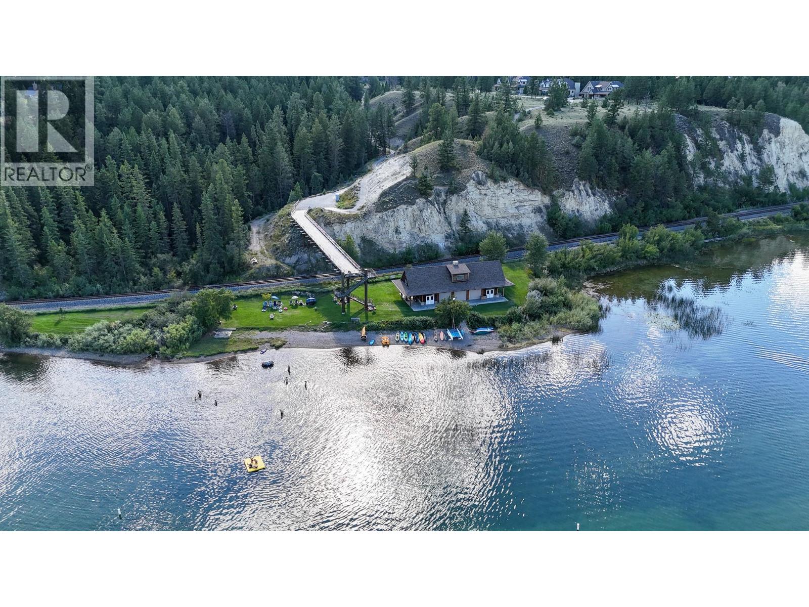 6800 COLUMBIA LAKE Road Unit# 30, Fairmont Hot Springs