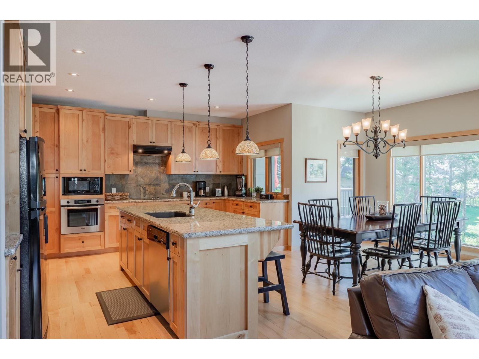 6800 COLUMBIA LAKE Road Unit# 30, Fairmont Hot Springs