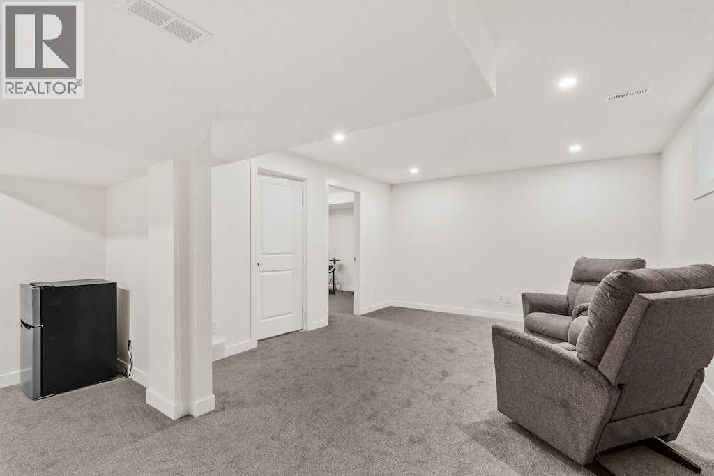 Photo 26 of 59 Cranfield Manor Se, Calgary AB