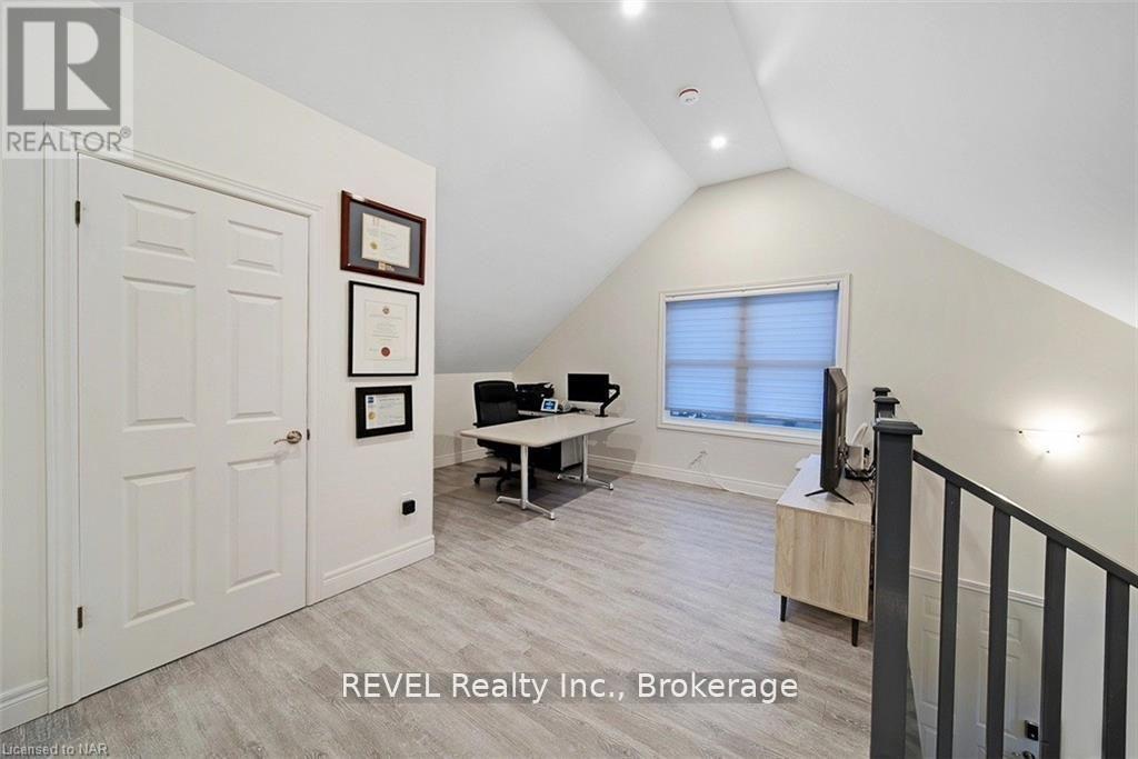 Photo 10 of Main 4102 Portage Road, Niagara Falls ON