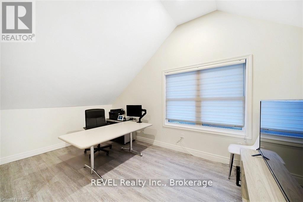 Photo 12 of Main 4102 Portage Road, Niagara Falls ON