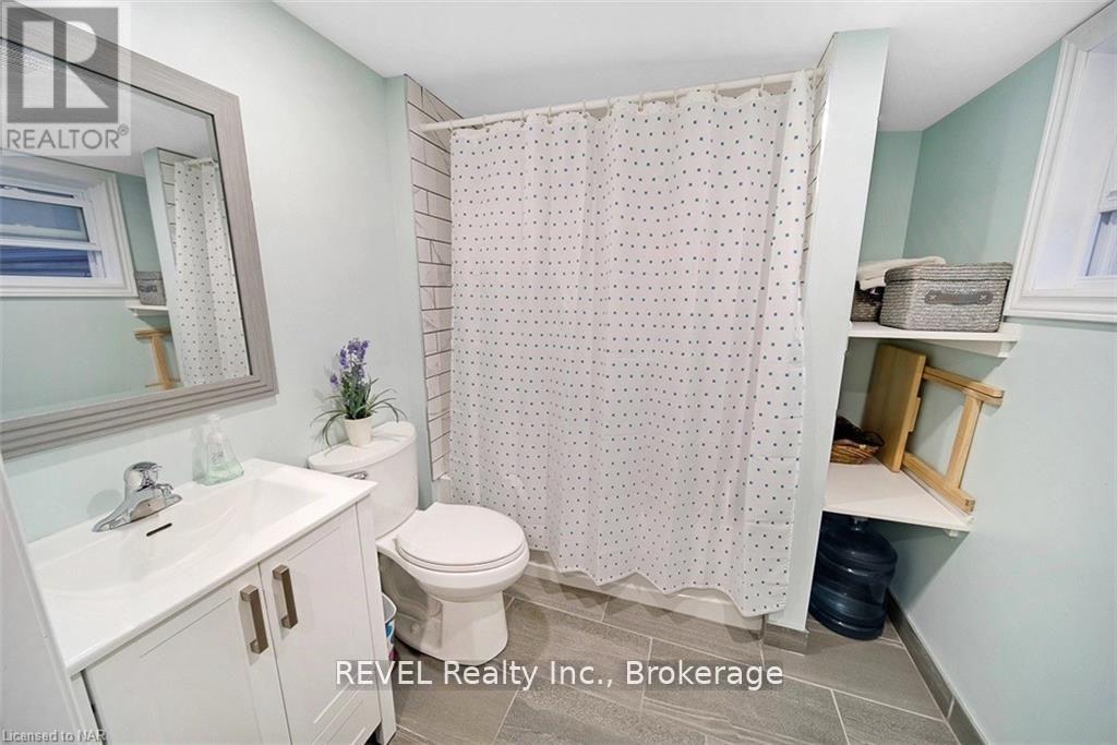 Photo 17 of Main 4102 Portage Road, Niagara Falls ON