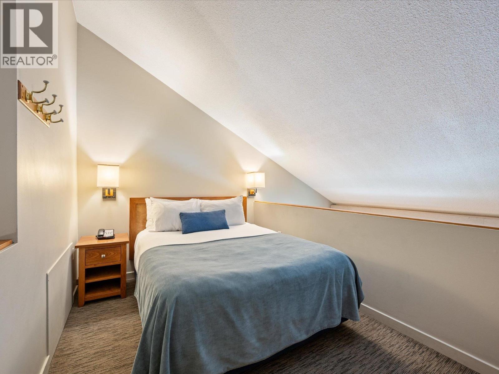 306 4420 SUNDIAL PLACE, Whistler