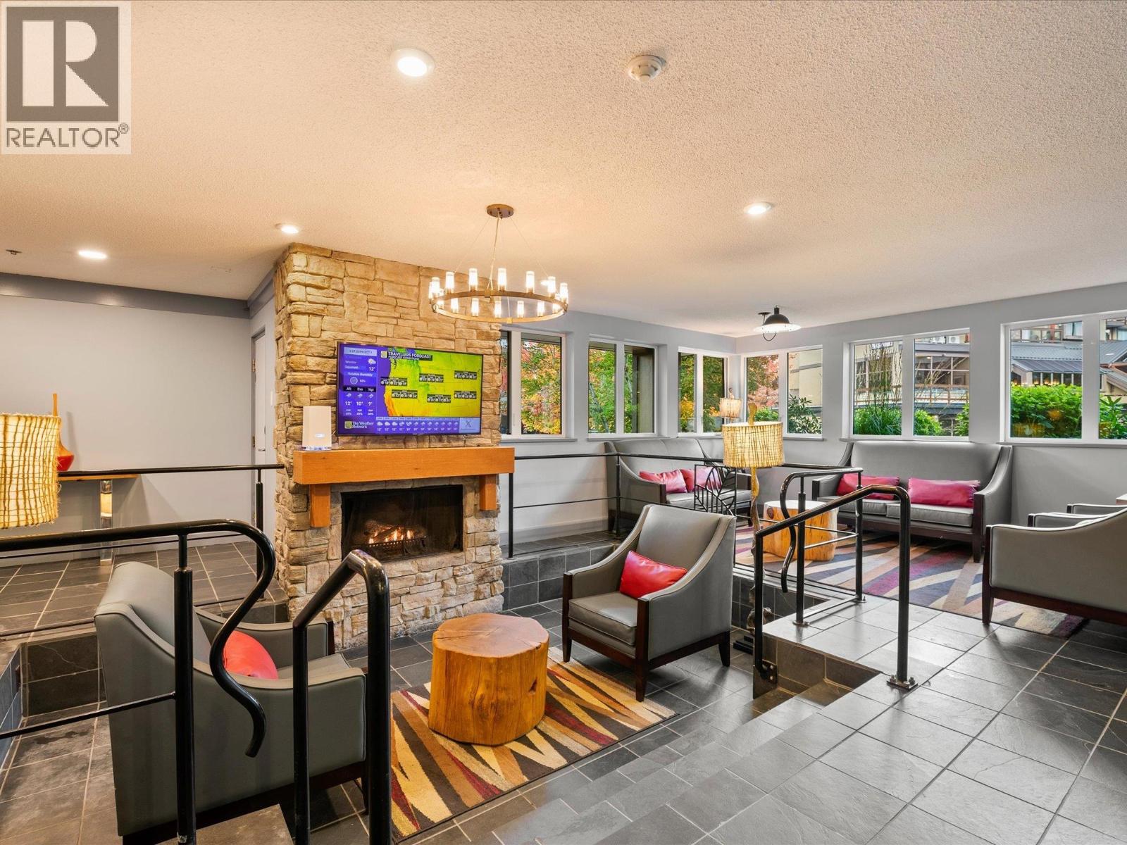 306 4420 SUNDIAL PLACE, Whistler