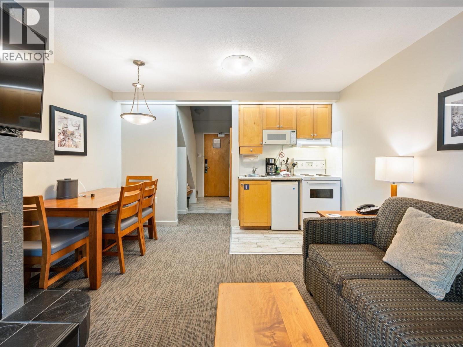 306 4420 SUNDIAL PLACE, Whistler