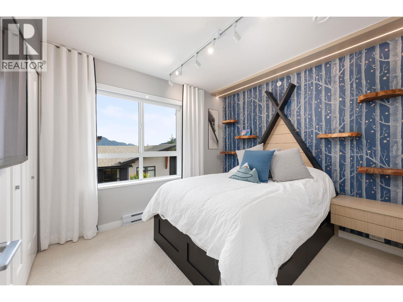 41204 HIGHLINE PLACE, Squamish
