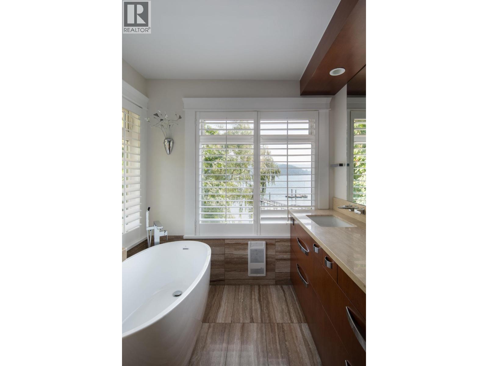 5439 INDIAN RIVER DRIVE, North Vancouver