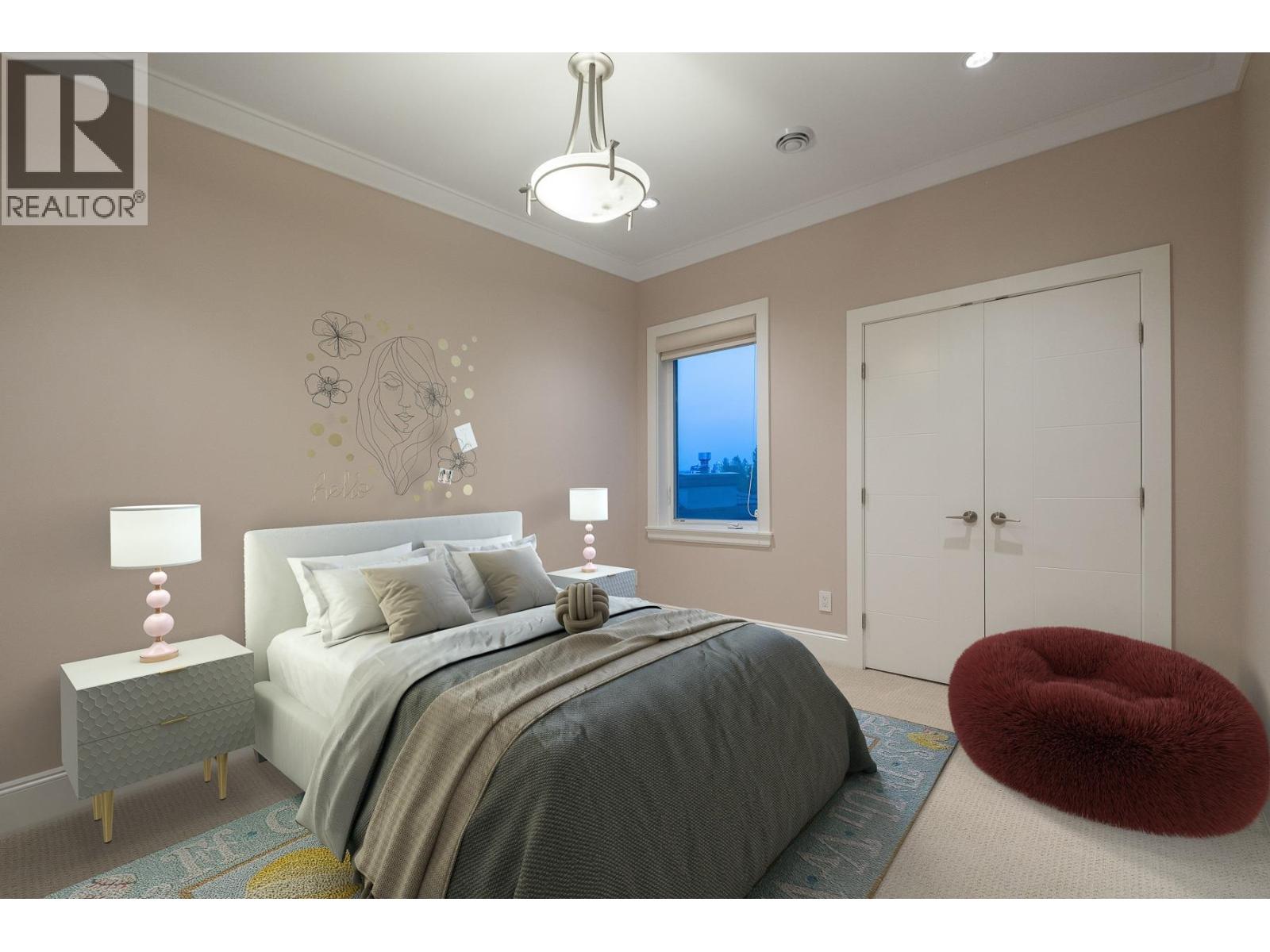 2567 LAWSON AVENUE, West Vancouver