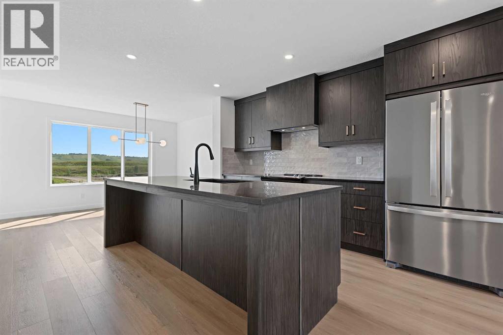 Photo 7 of 914 Wolf Willow Boulevard Se, Calgary AB