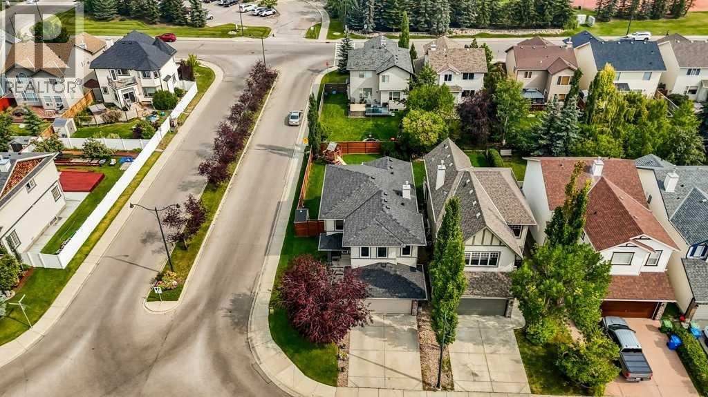 Photo 37 of 4 Cougarstone Common Sw, Calgary AB