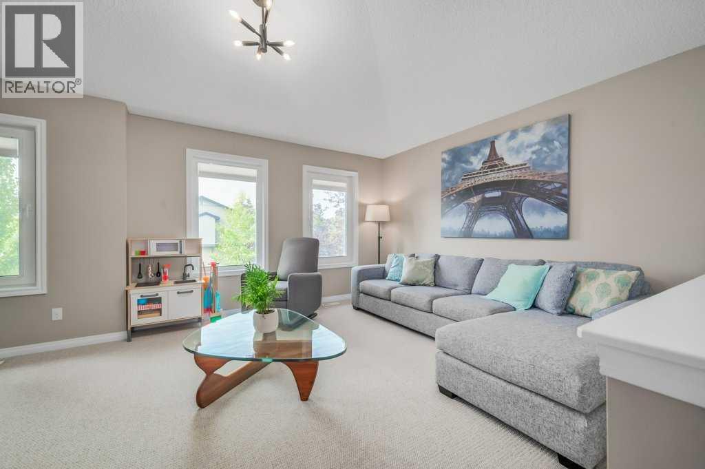 Photo 16 of 4 Cougarstone Common Sw, Calgary AB