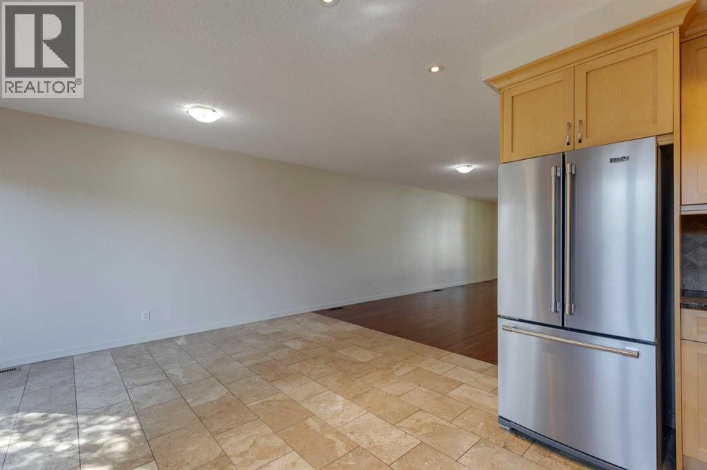 Photo 5 of 909 15 Avenue Ne, Calgary AB