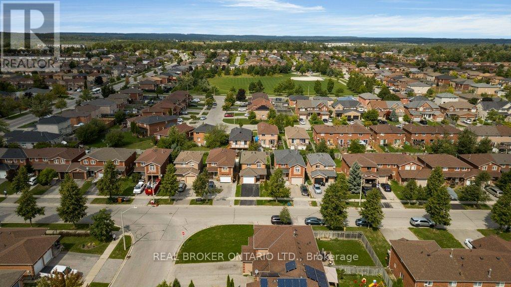 Photo 34 of 180 Tunbridge Road, Barrie ON
