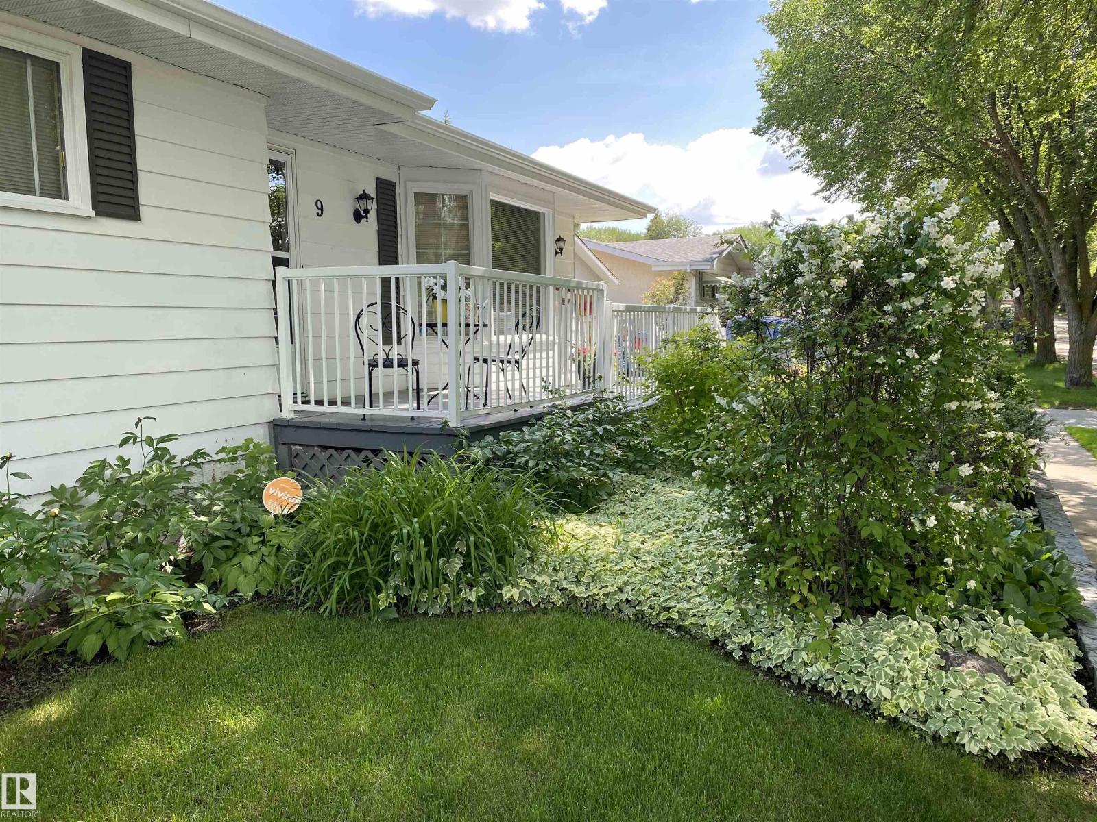 Photo 2 of 9 Burnham Av, St Albert AB