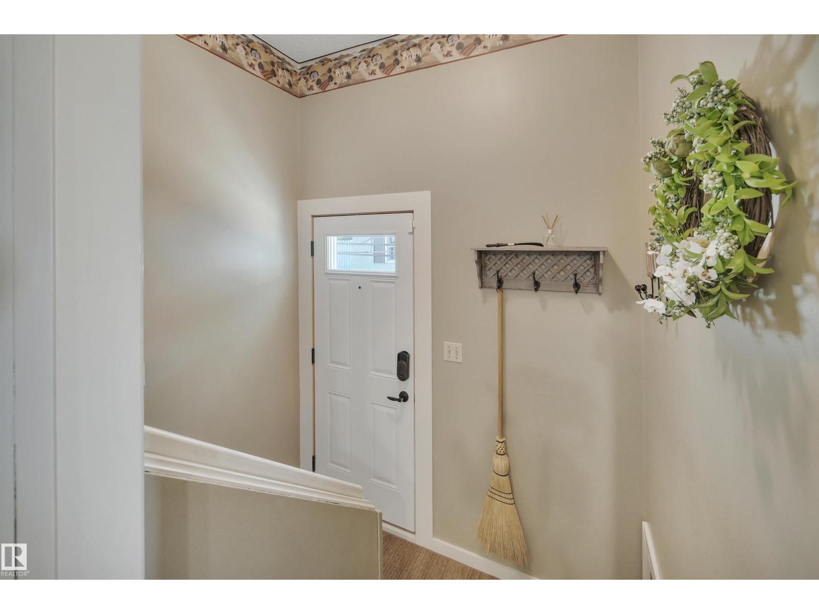 Photo 34 of 9 Burnham Av, St Albert AB